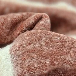Vlněná směsová deka - Charlotte (Růžová)