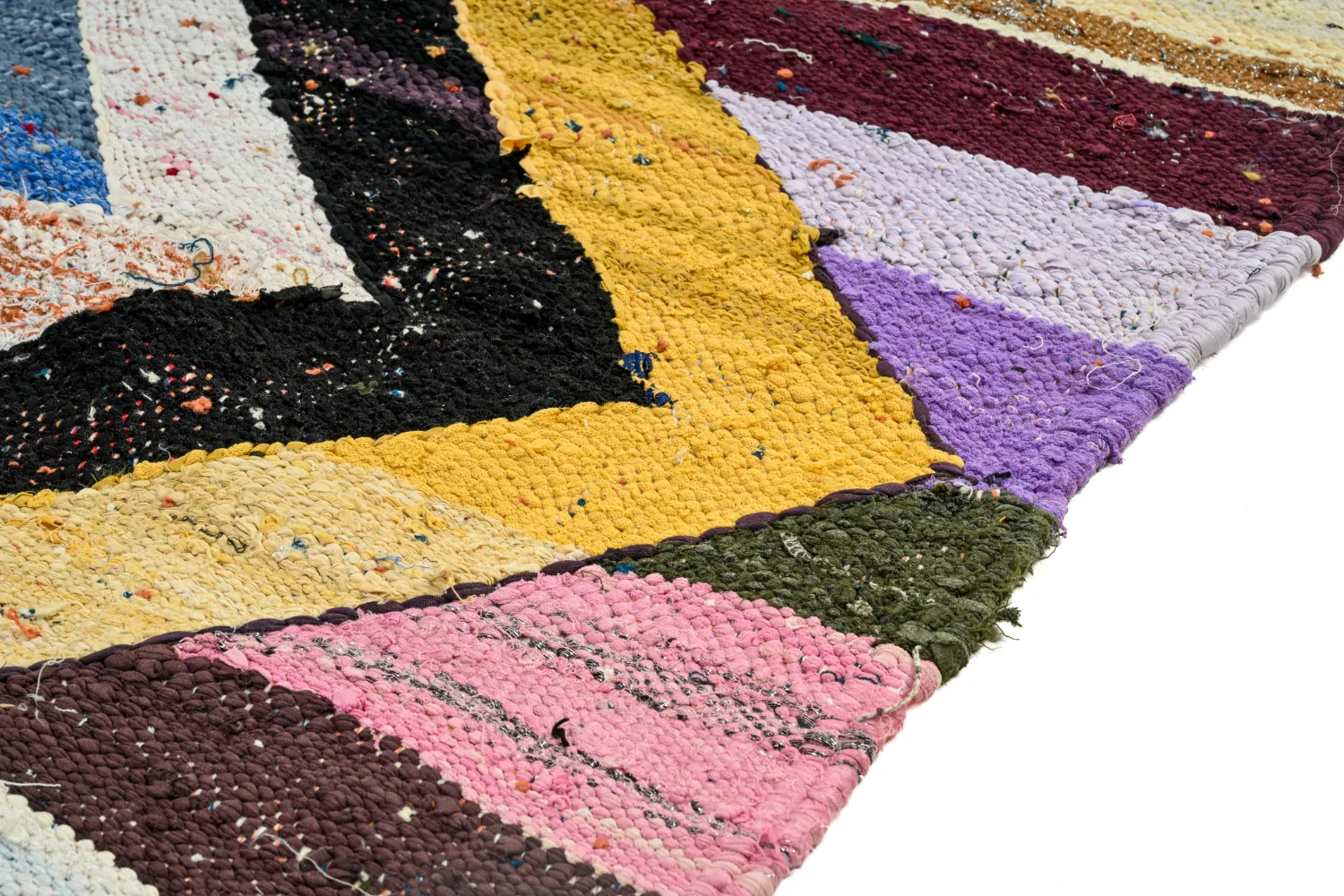 Marocký Berberský koberec Boucherouite 135 x 260 cm
