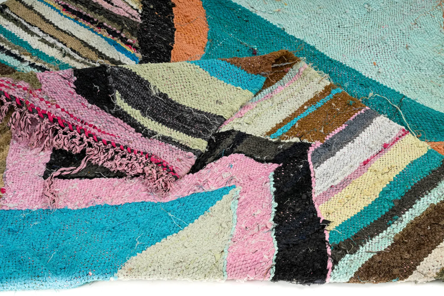 Marocký Berberský koberec Boucherouite 135 x 265 cm