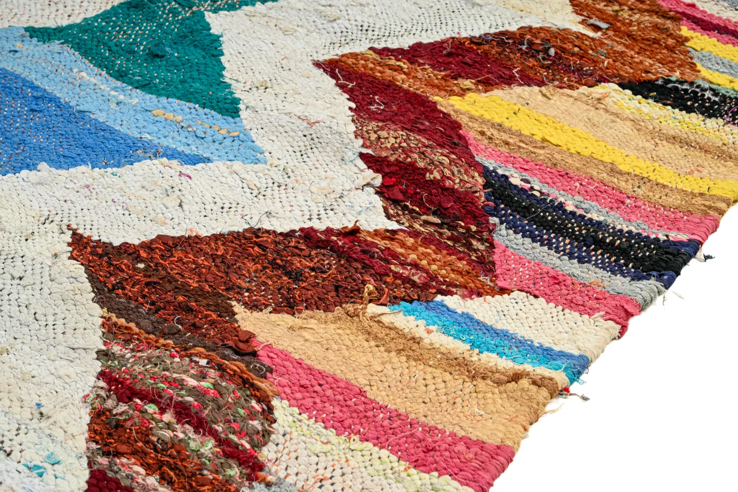 Marocký Berberský koberec Boucherouite 125 x 225 cm