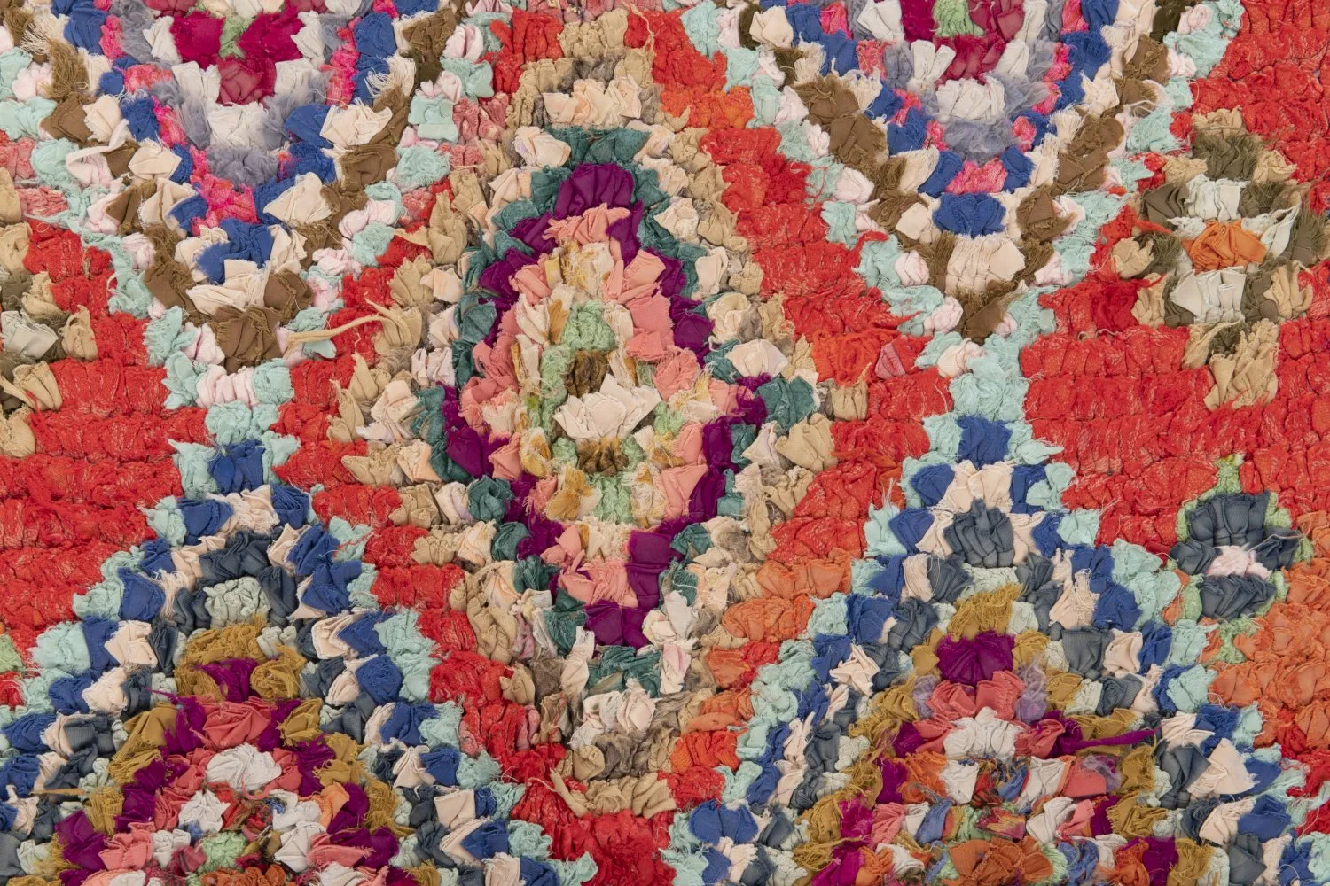 Marocký Berberský koberec Boucherouite 285 x 100 cm