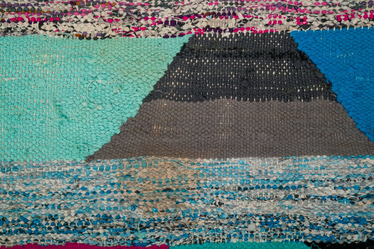 Marocký Berberský koberec Boucherouite 145 x 250 cm