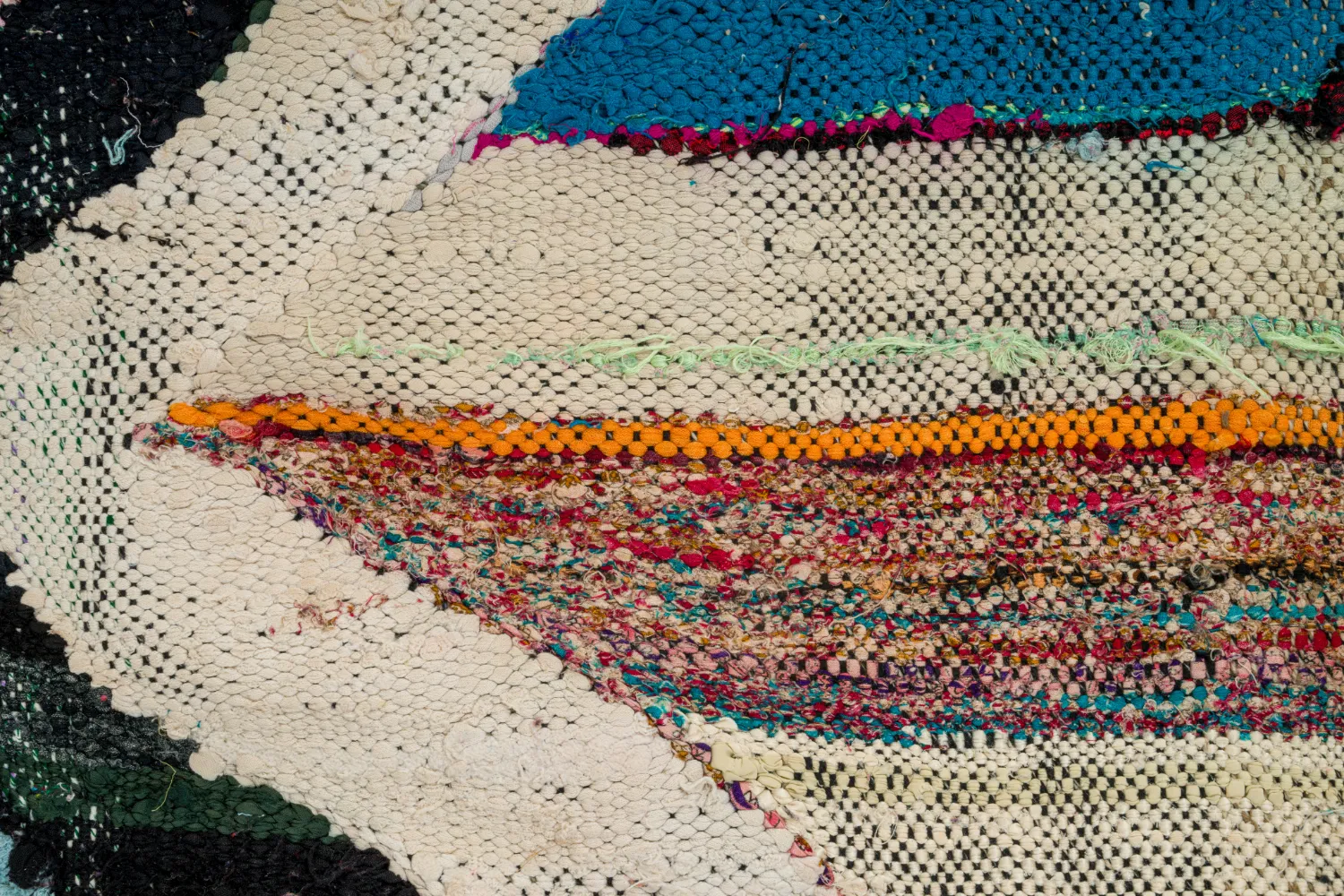 Marocký Berberský koberec Boucherouite 120 x 275 cm