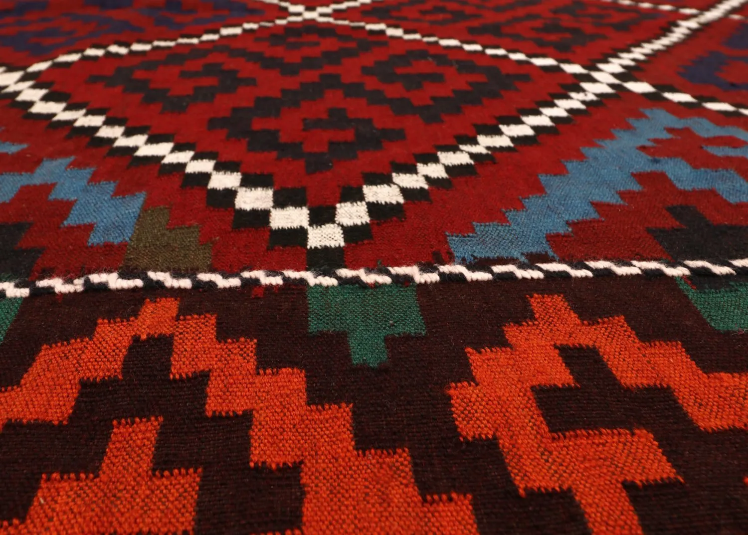 Orientální kilim koberec 377 x 179 cm
