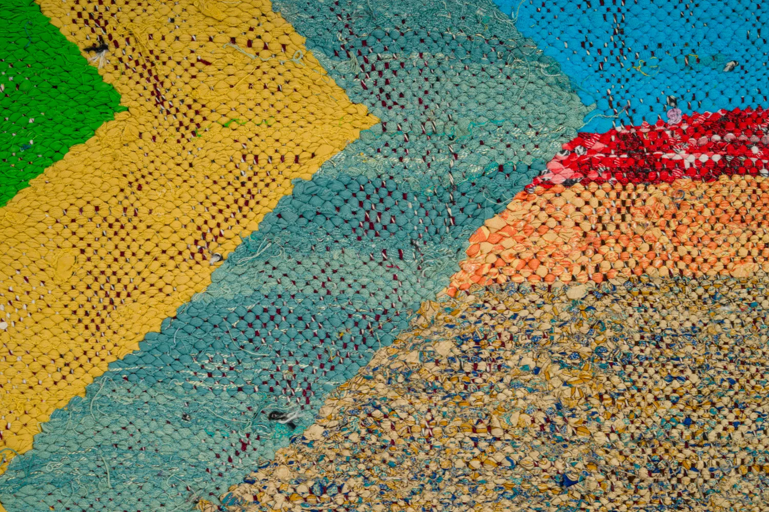 Marocký Berberský koberec Boucherouite 125 x 230 cm