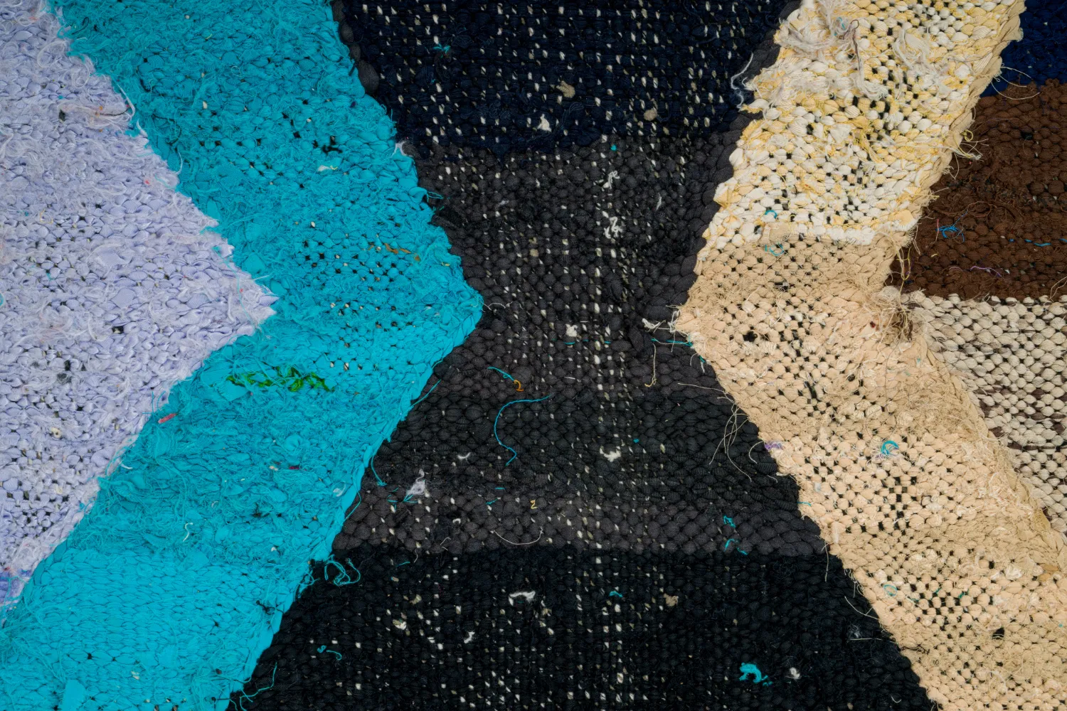 Marocký Berberský koberec Boucherouite 155 x 250 cm