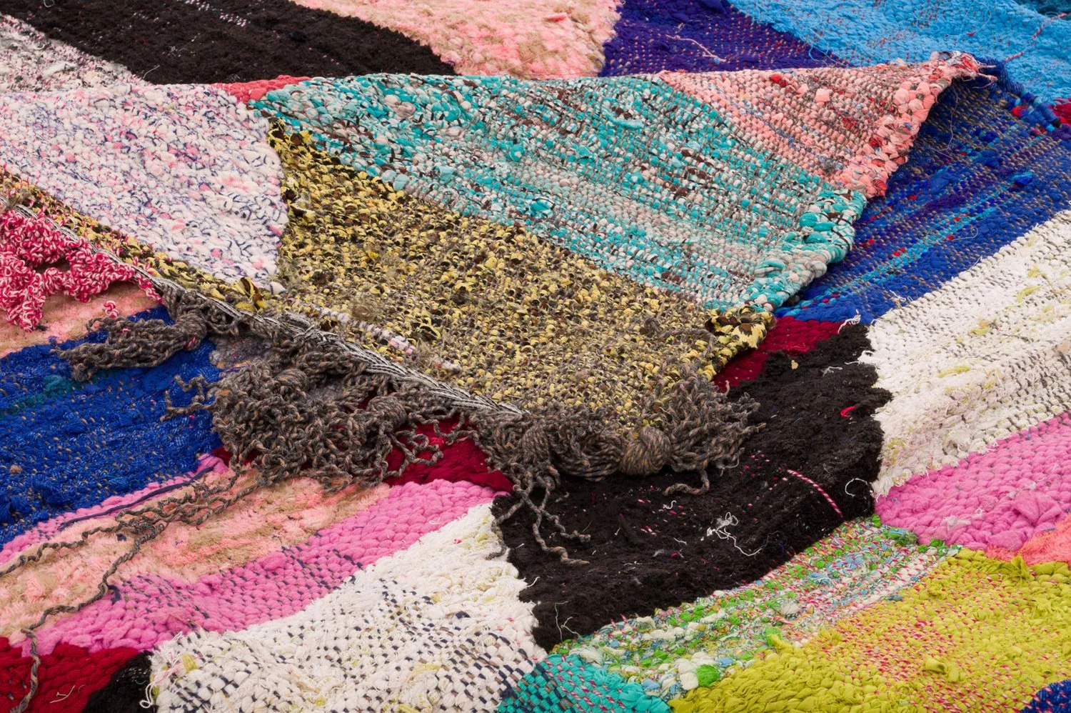 Marocký Berberský koberec Boucherouite 150 x 305 cm