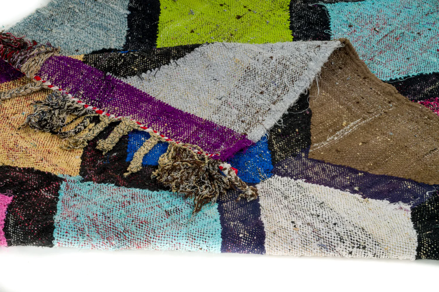 Marocký Berberský koberec Boucherouite 135 x 230 cm