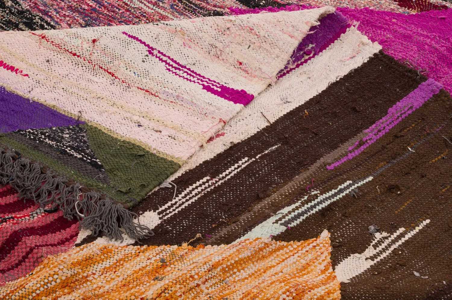 Marocký Berberský koberec Boucherouite 130 x 275 cm