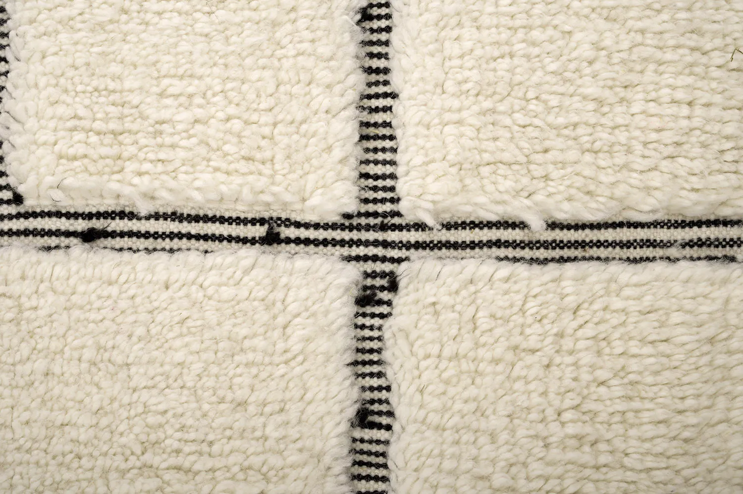 Kilim Marocký Berberský koberec Beni Ourain 200 x 315 cm
