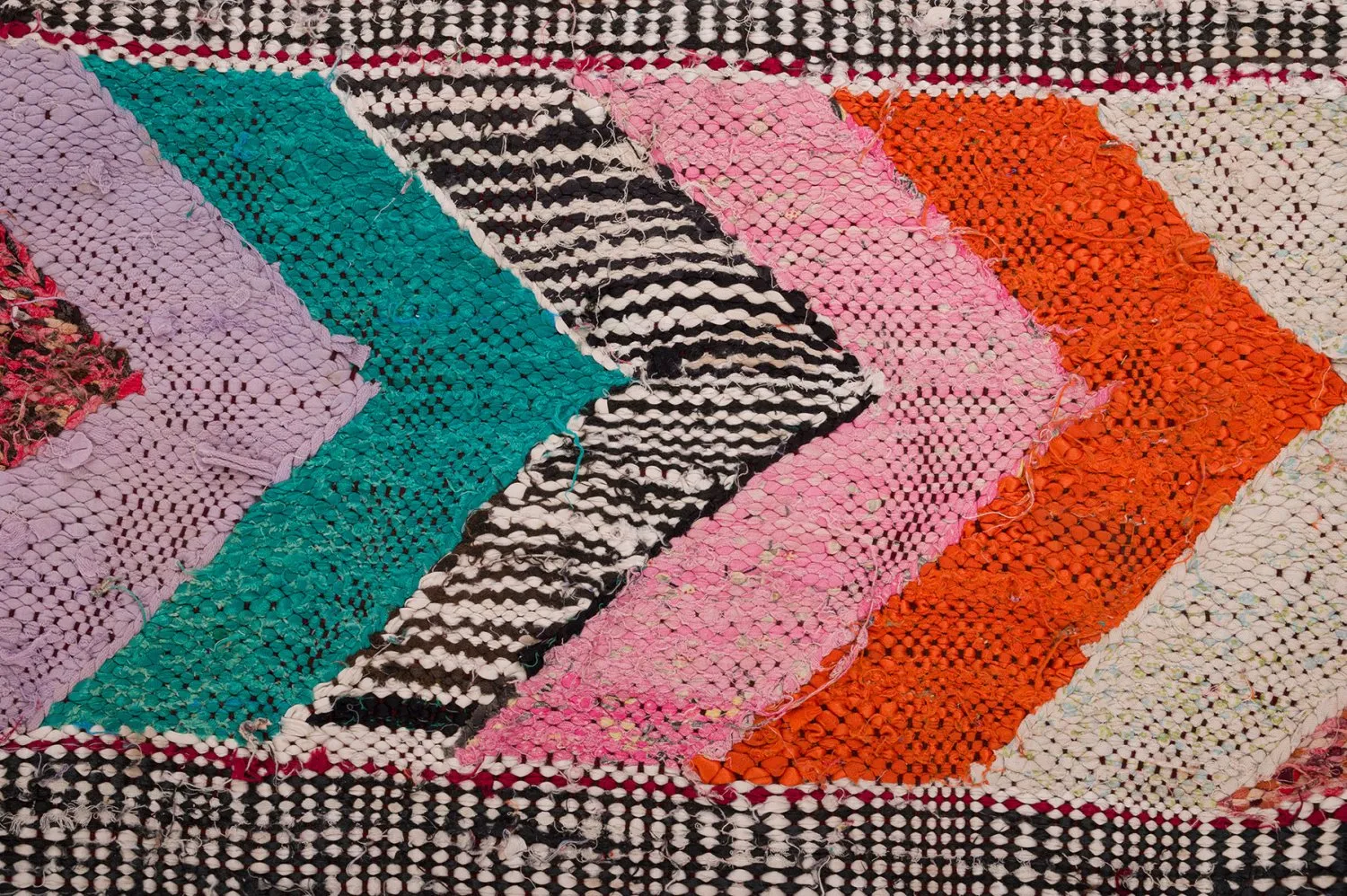 Marocký Berberský koberec Boucherouite 150 x 275 cm