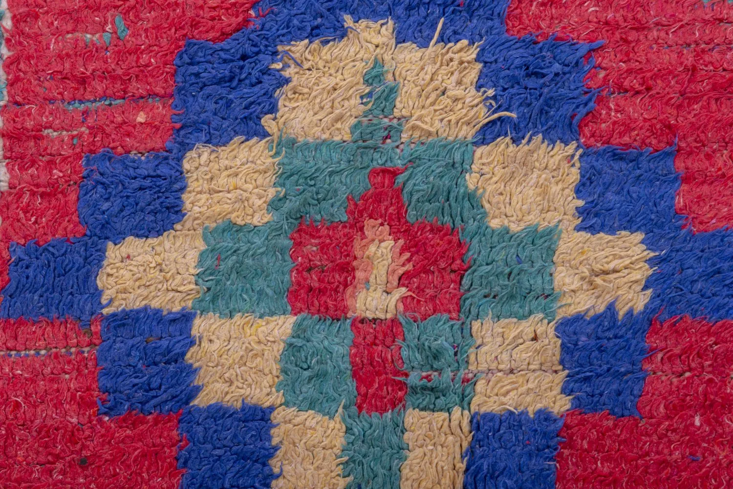 Marocký Berberský koberec Boucherouite 365 x 145 cm