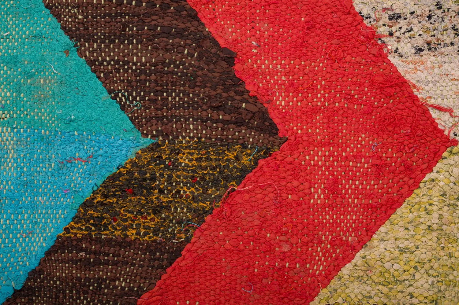 Marocký Berberský koberec Boucherouite 135 x 265 cm