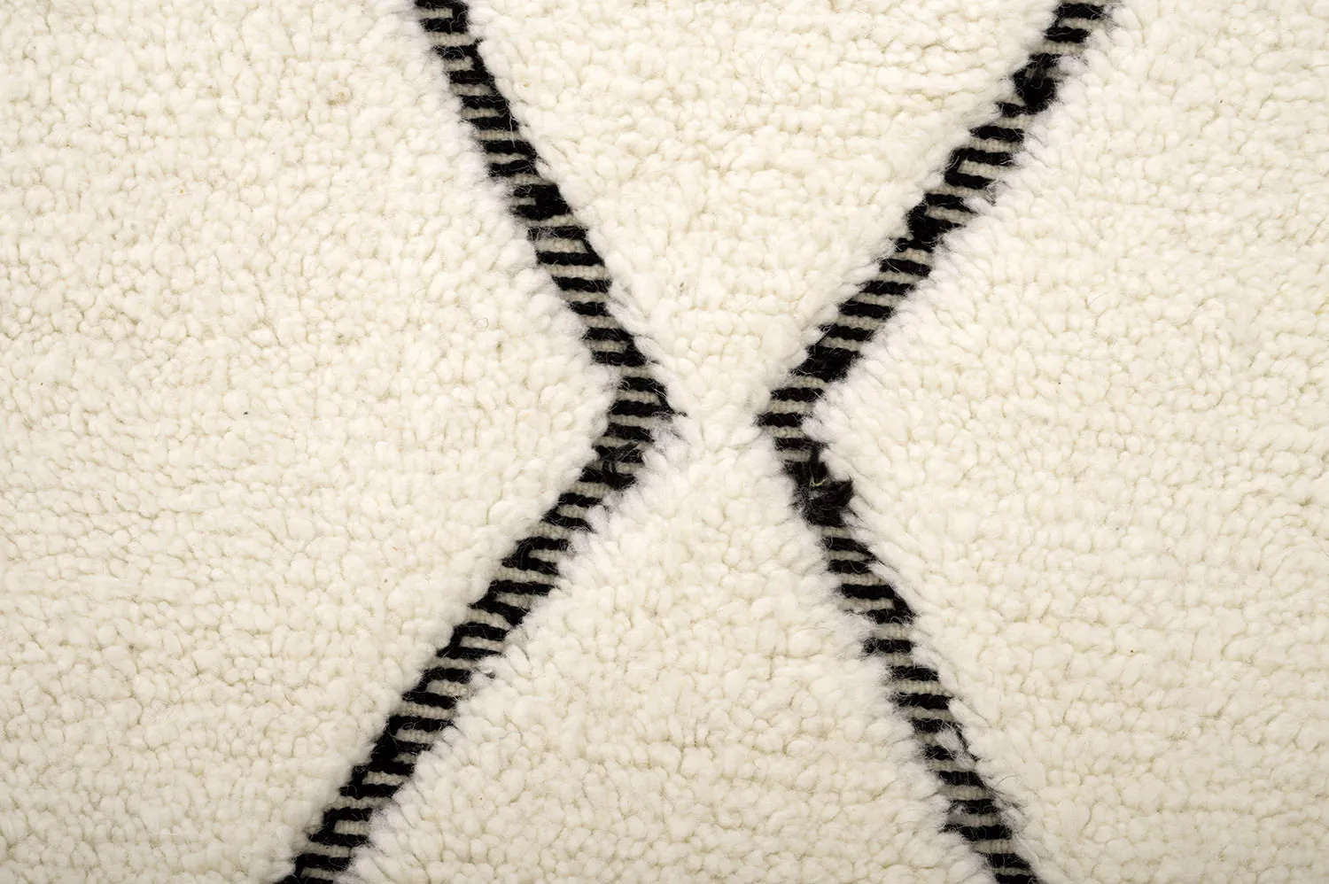 Kilim Marocký Berberský koberec Beni Ourain 205 x 290 cm
