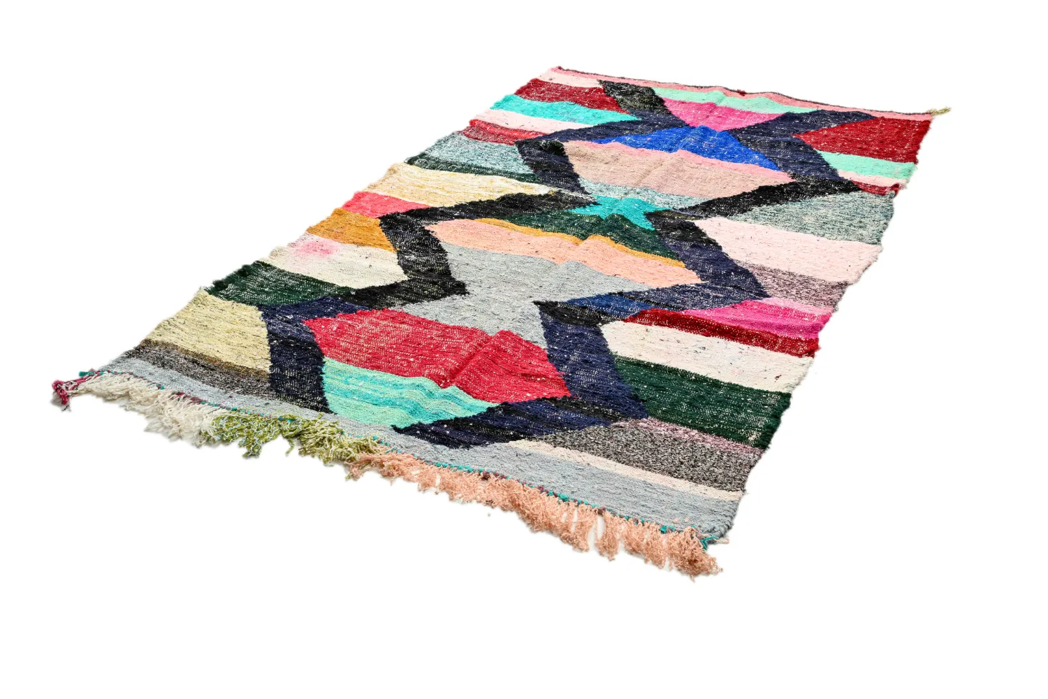 Marocký Berberský koberec Boucherouite 135 x 240 cm