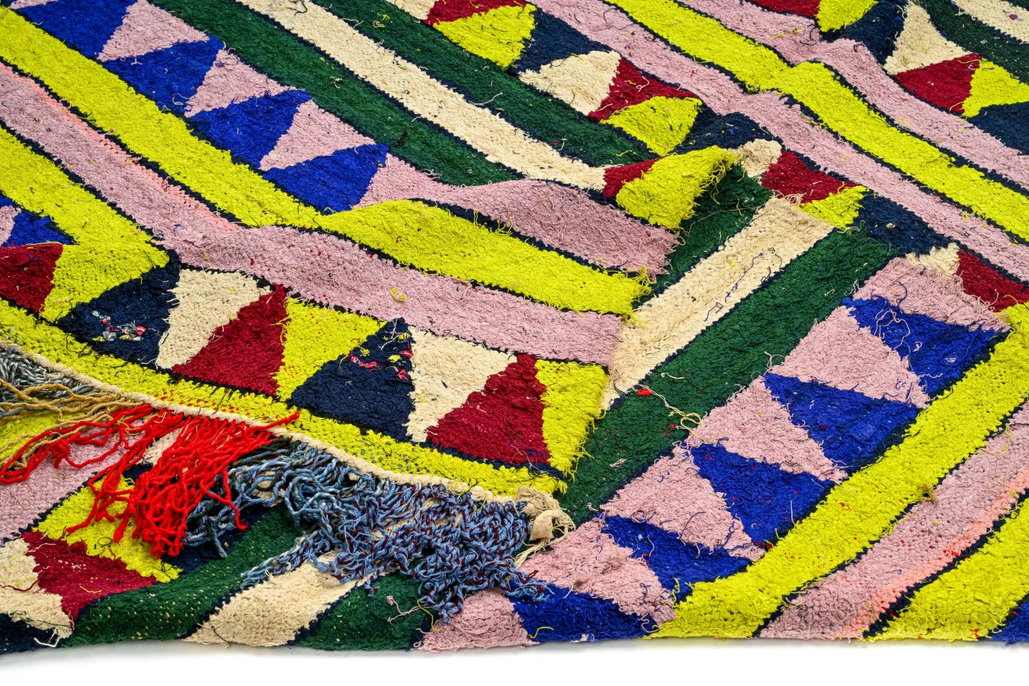 Marocký Berberský koberec Boucherouite 170 x 255 cm