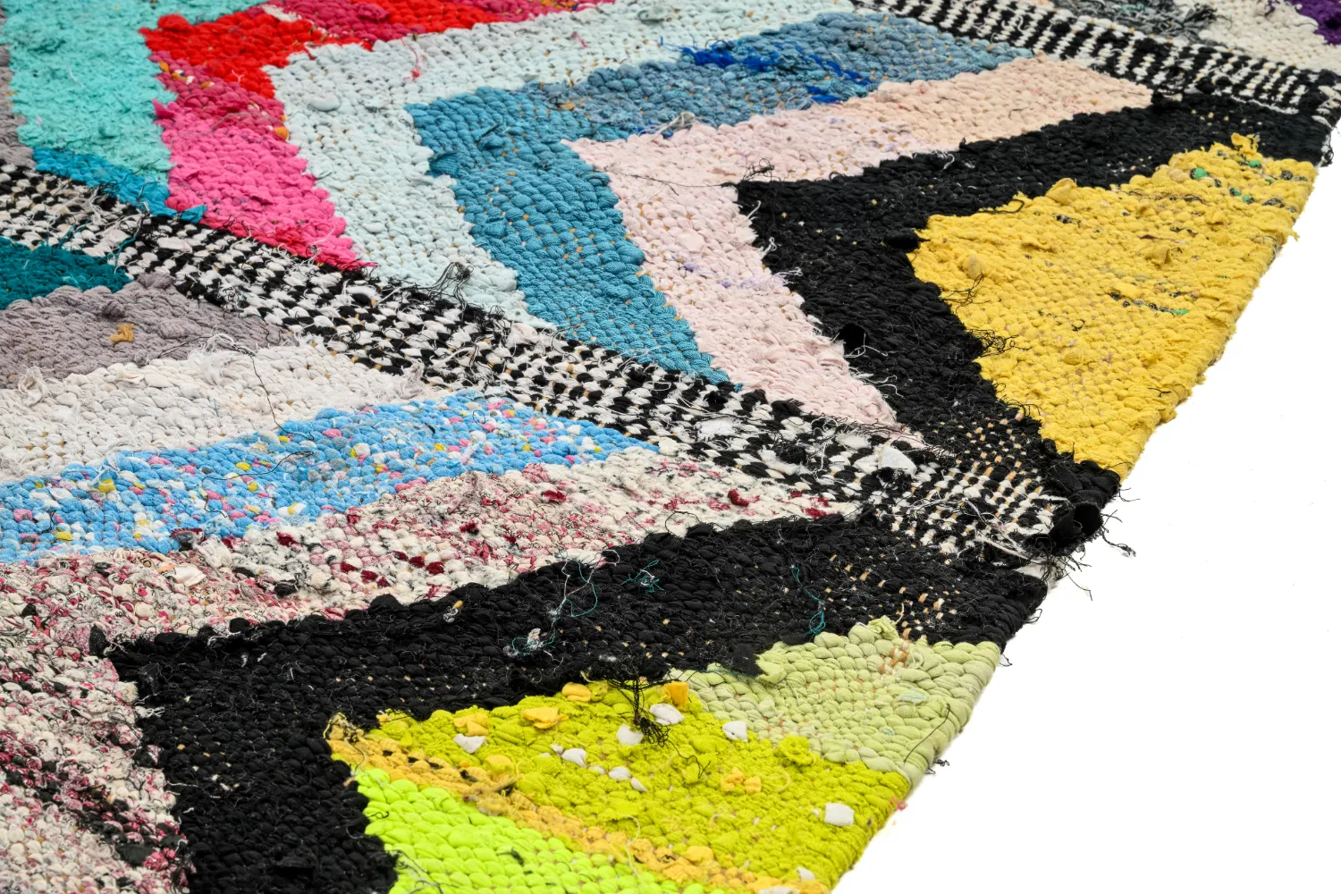 Marocký Berberský koberec Boucherouite 145 x 270 cm
