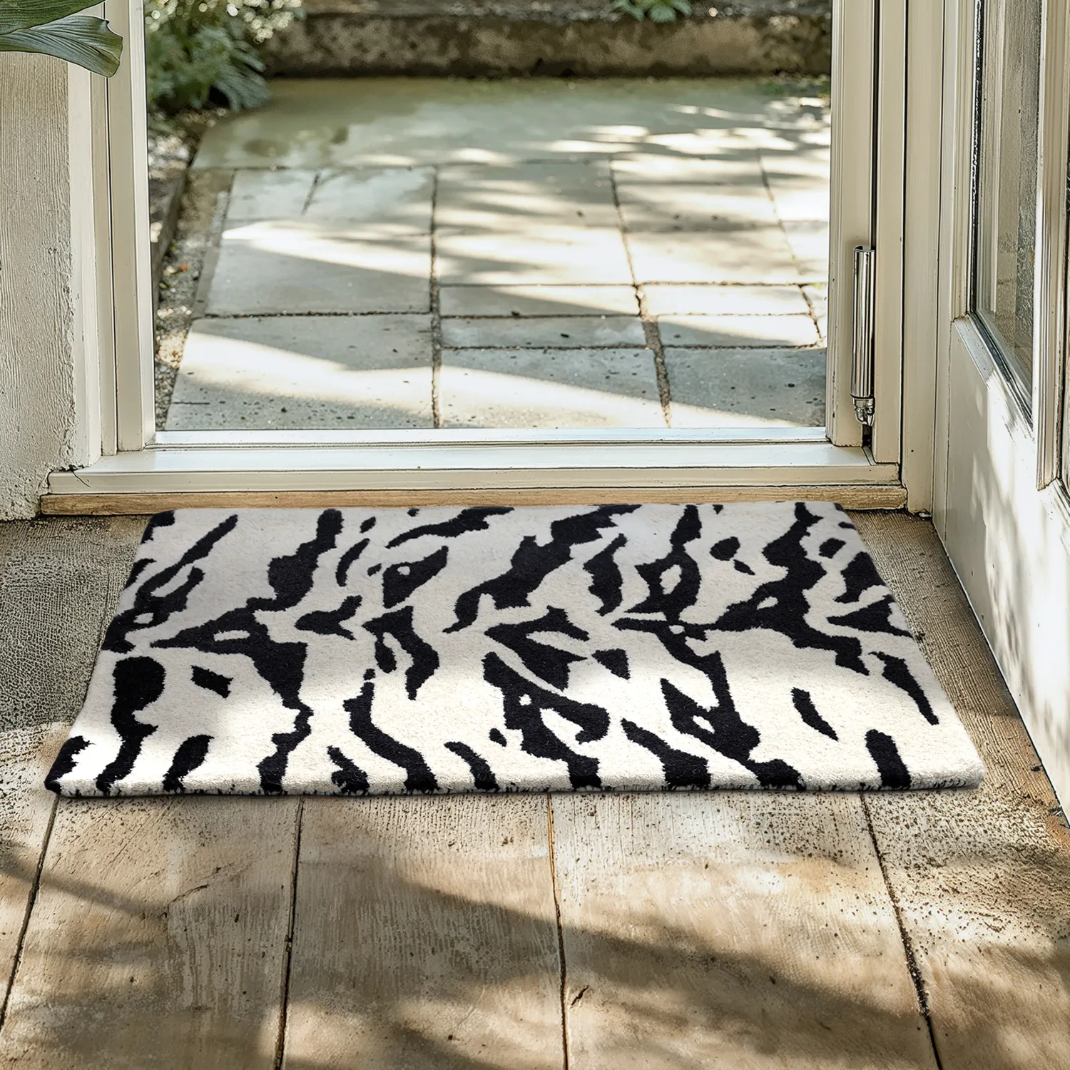 Rohožka - Zebra Tufted Wool Premium (bílá/černá)