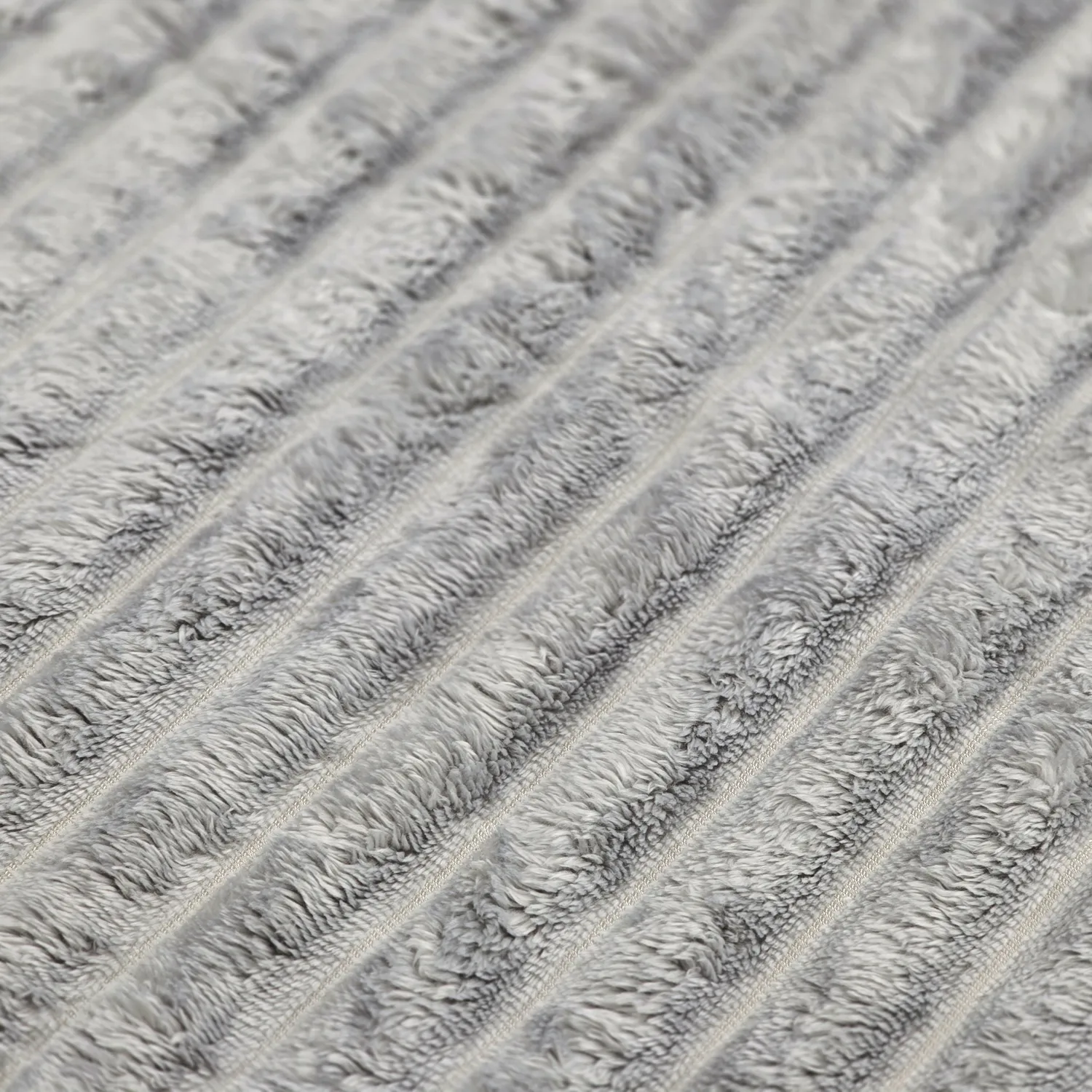 Deky - Haines Blanket (šedá)