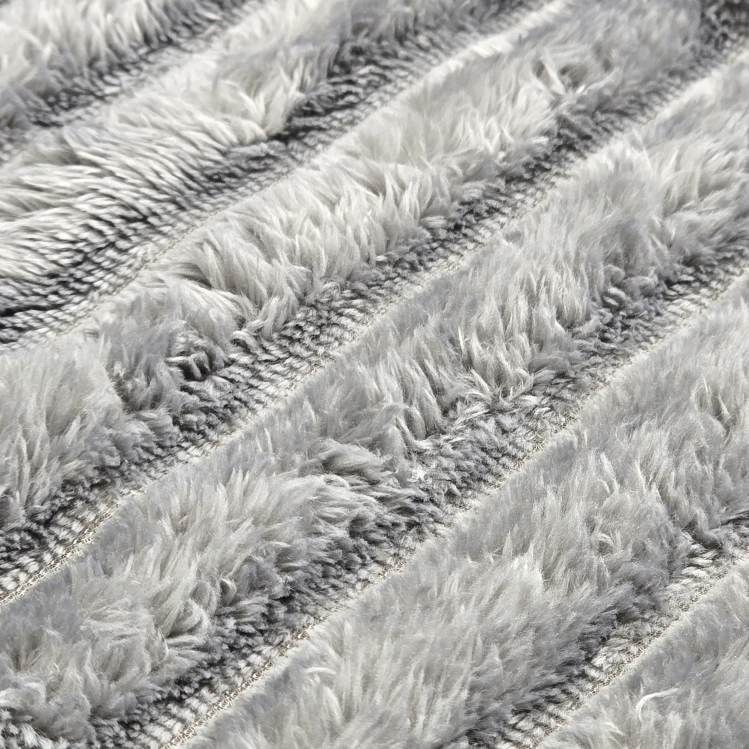 Deky - Haines Blanket (šedá)