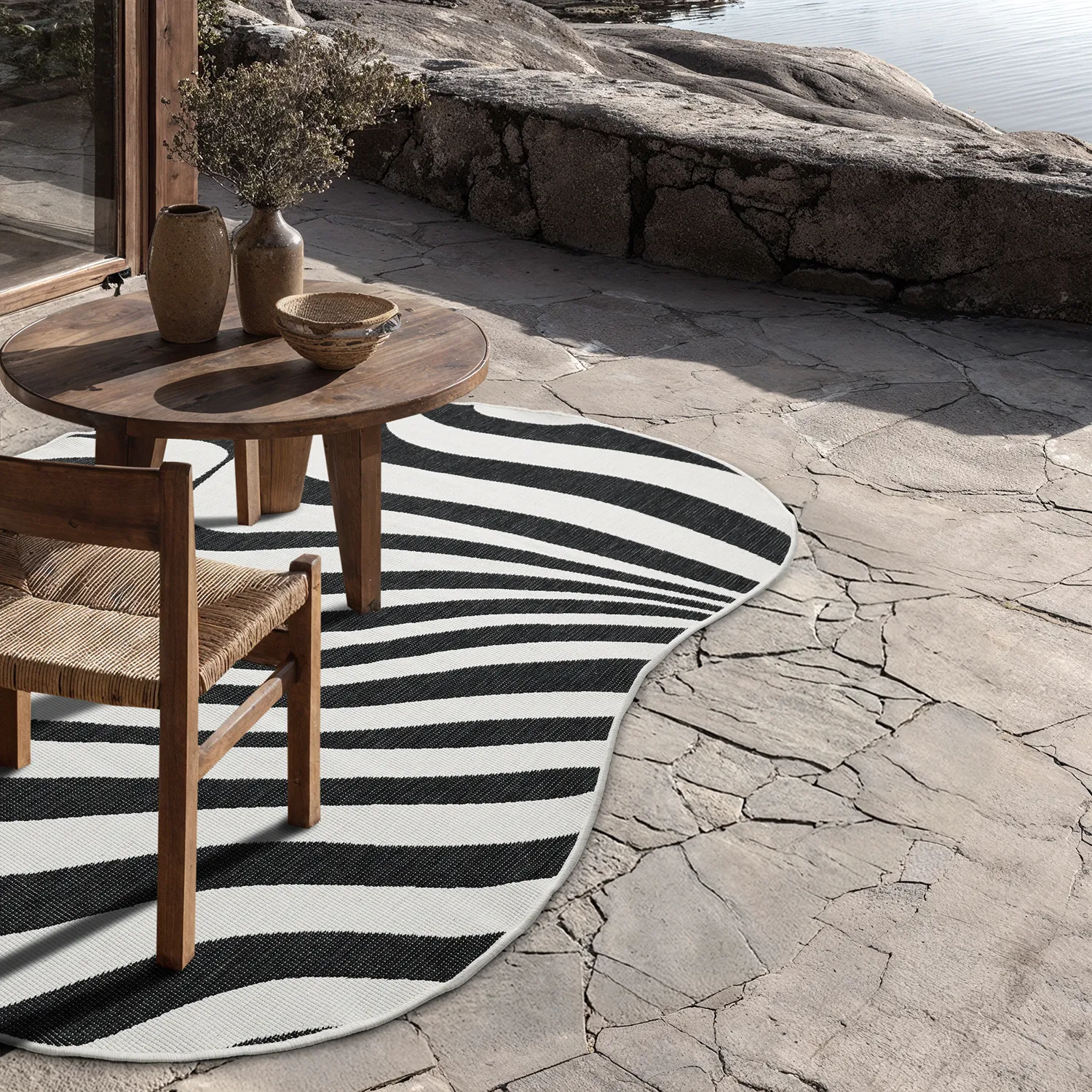 Koberec Indoor/Outdoor - utomhusmatta - Remina (černá/bílá)