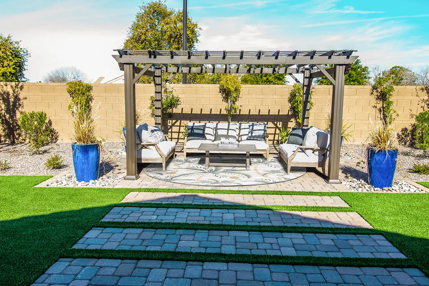 Kulatý koberec - Indoor/Outdoor Roma (vícebarevná)