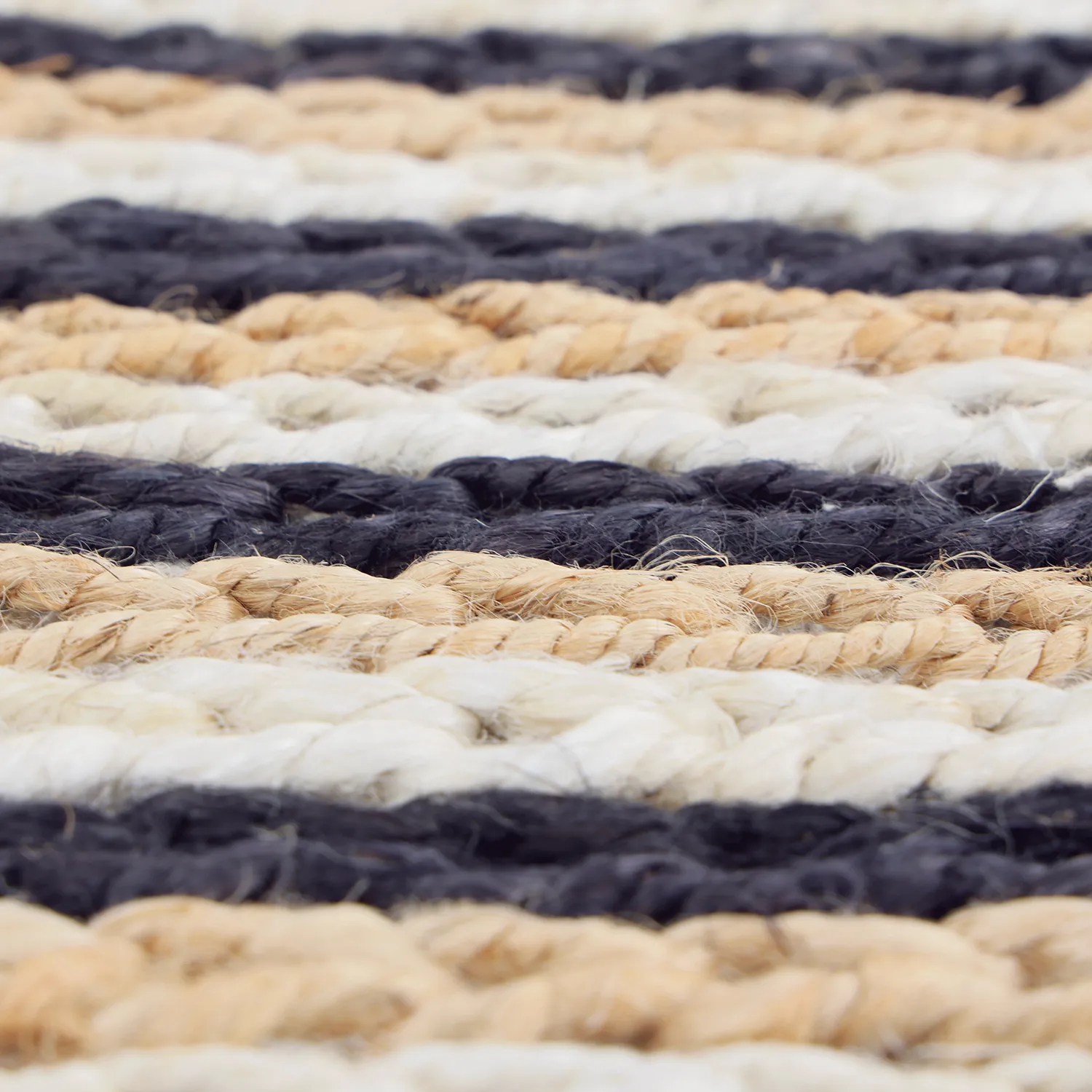 Jutový koberec - Howrah Braided Jute (přírodní/bílá/černá)
