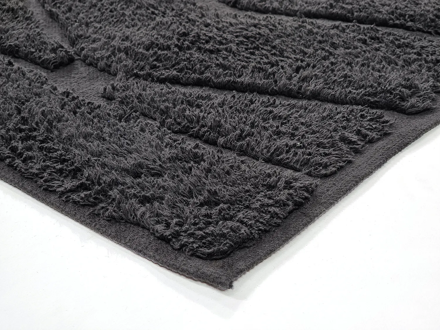 Shaggy koberce - Brynn Natural Cotton Shaggy (černá)