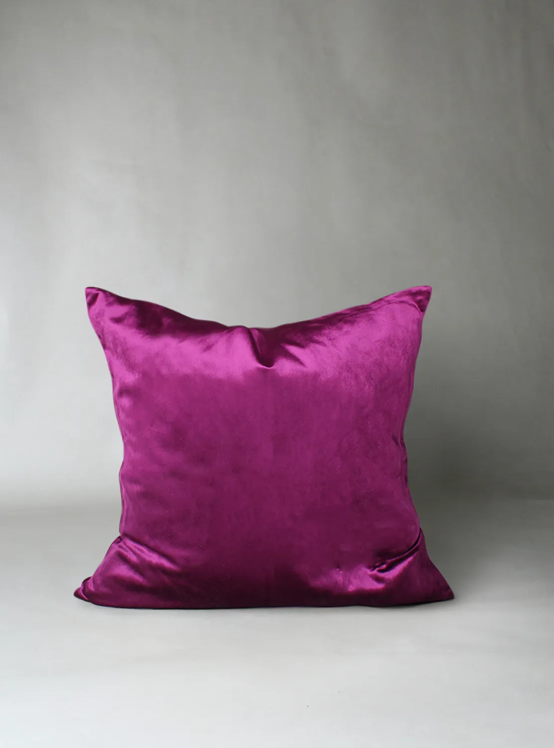 Povlak na polštář Marlyn ze sametu (fuchsia)