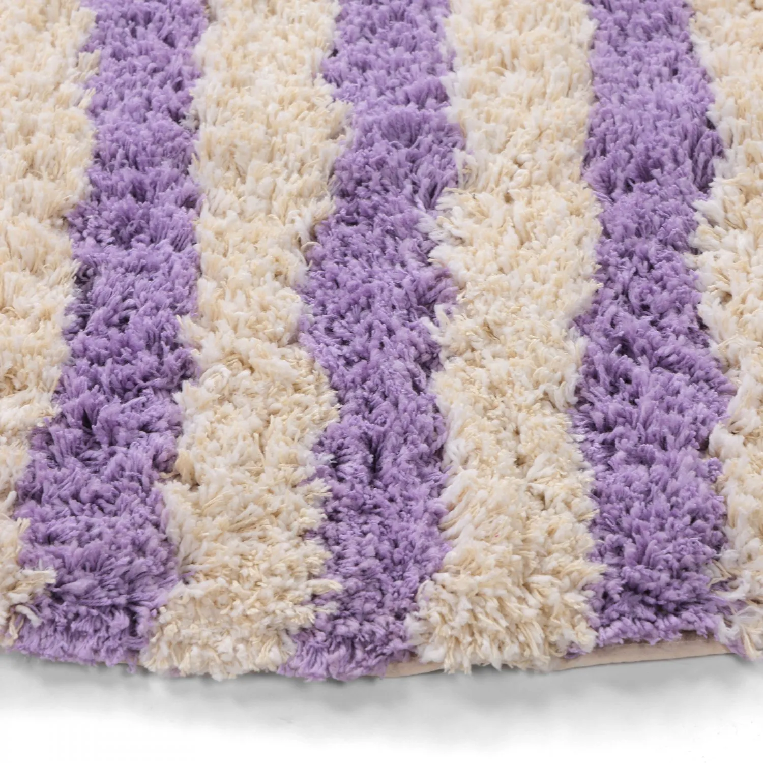Kulatý koberec - Thira Stripe Cotton Shaggy (krém/světle fialová)