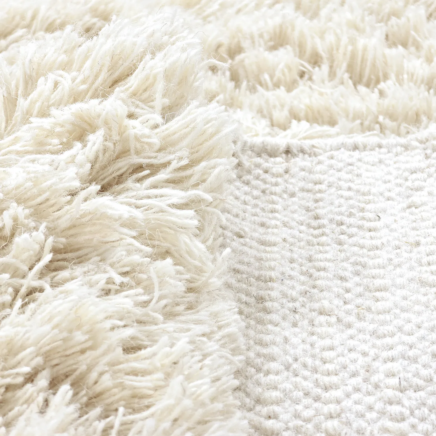 Kulatý koberec - Fassale Hand Woven Wool Shaggy (bílý)