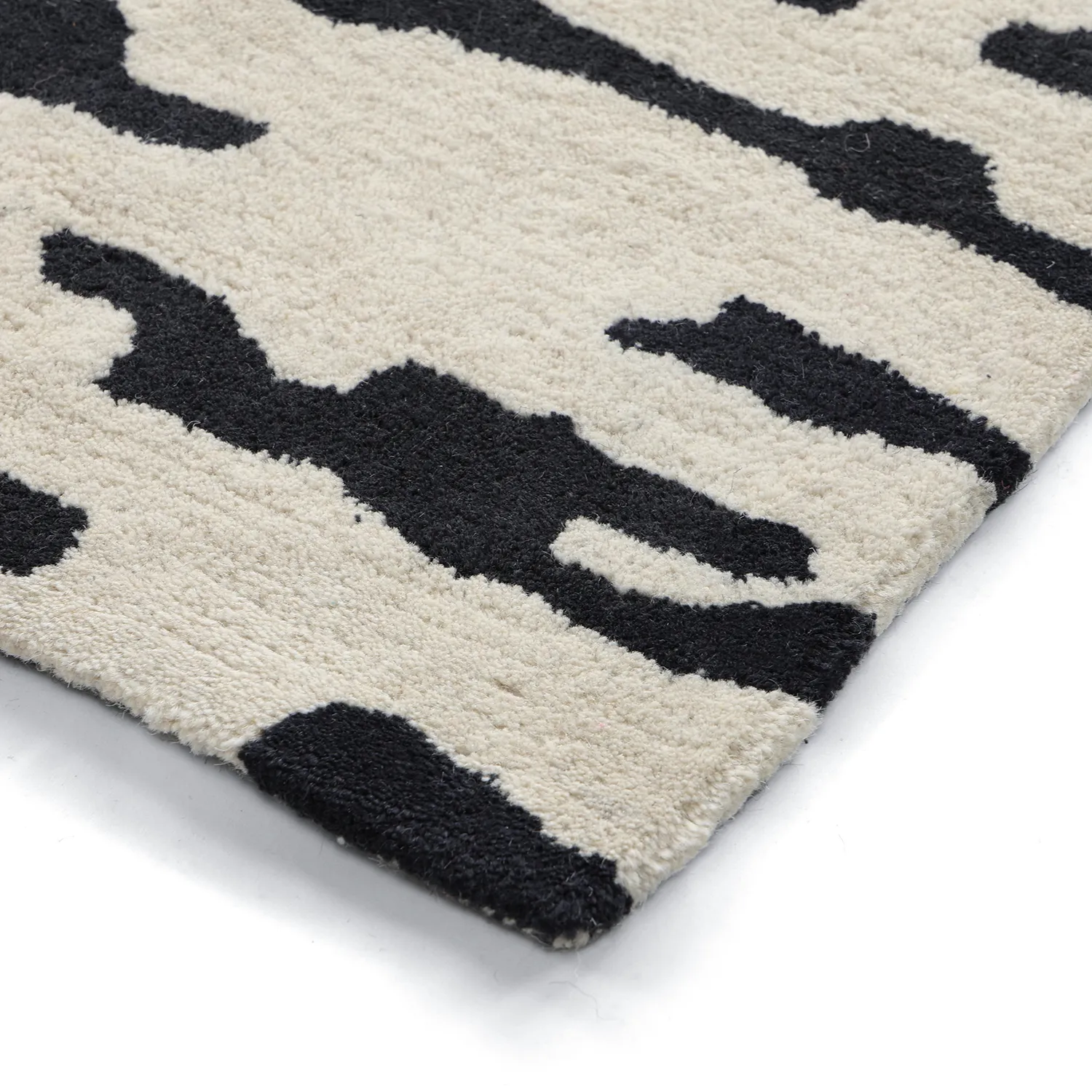 Shaggy koberce - Zebra Tufted Wool Premium (bílá/černá)
