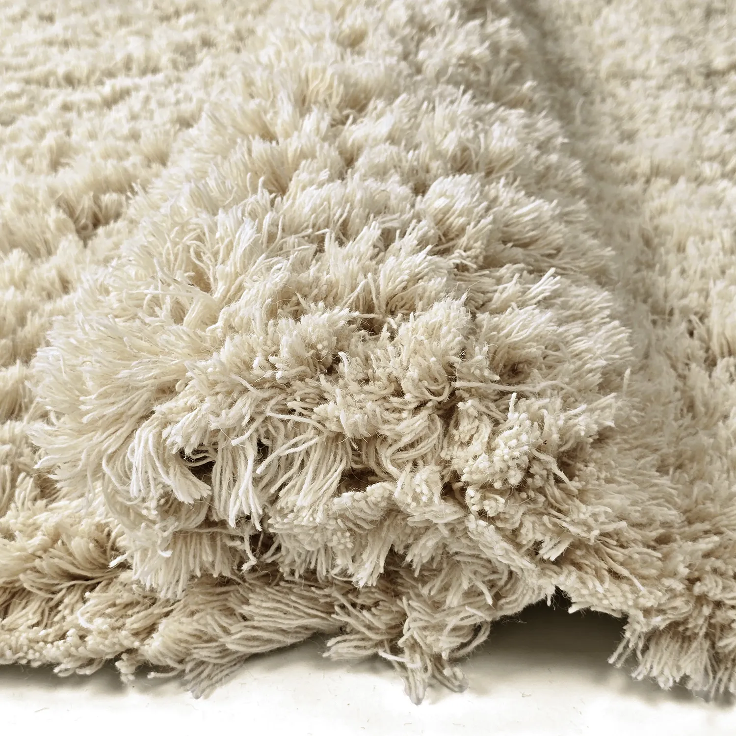 Shaggy koberce - Fassale Hand Woven Wool Shaggy (krém)