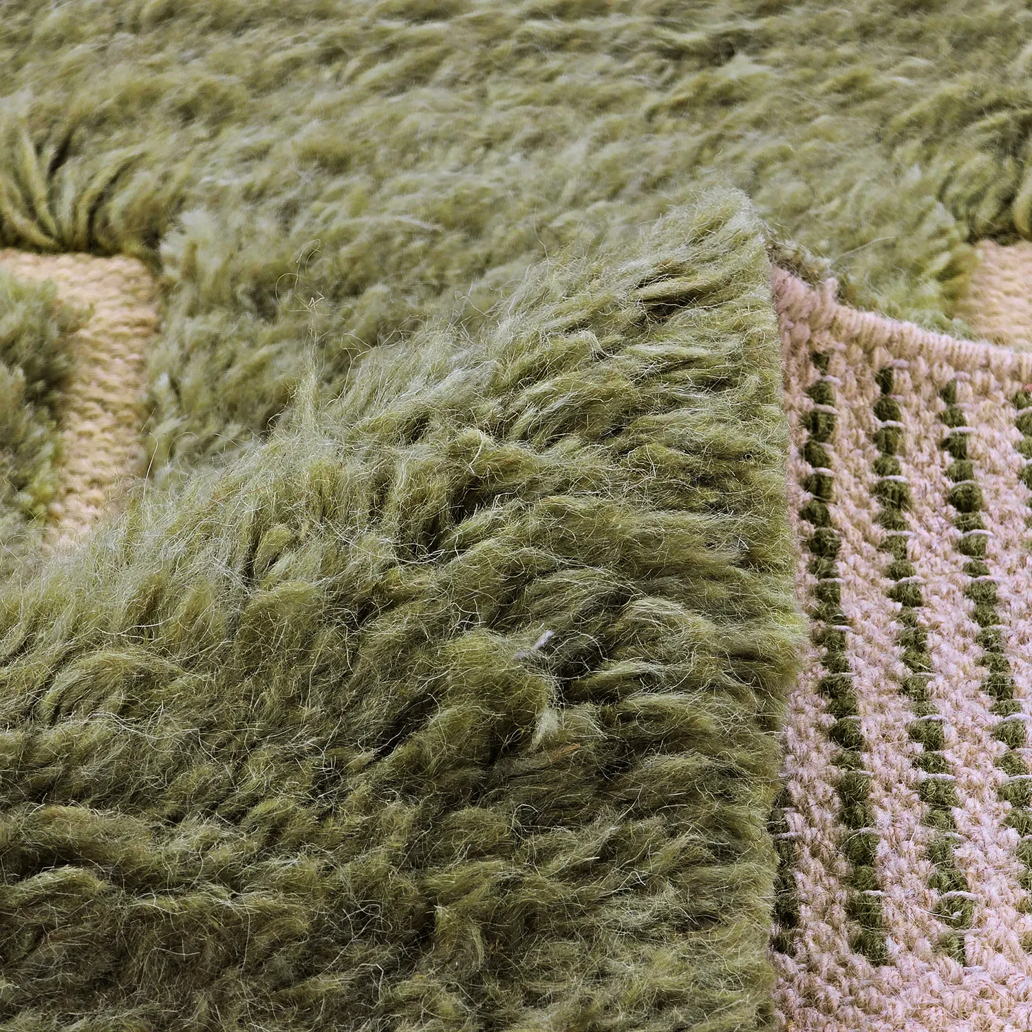 Shaggy koberce - Kiberg Hand Woven Wool Shaggy (zelený)
