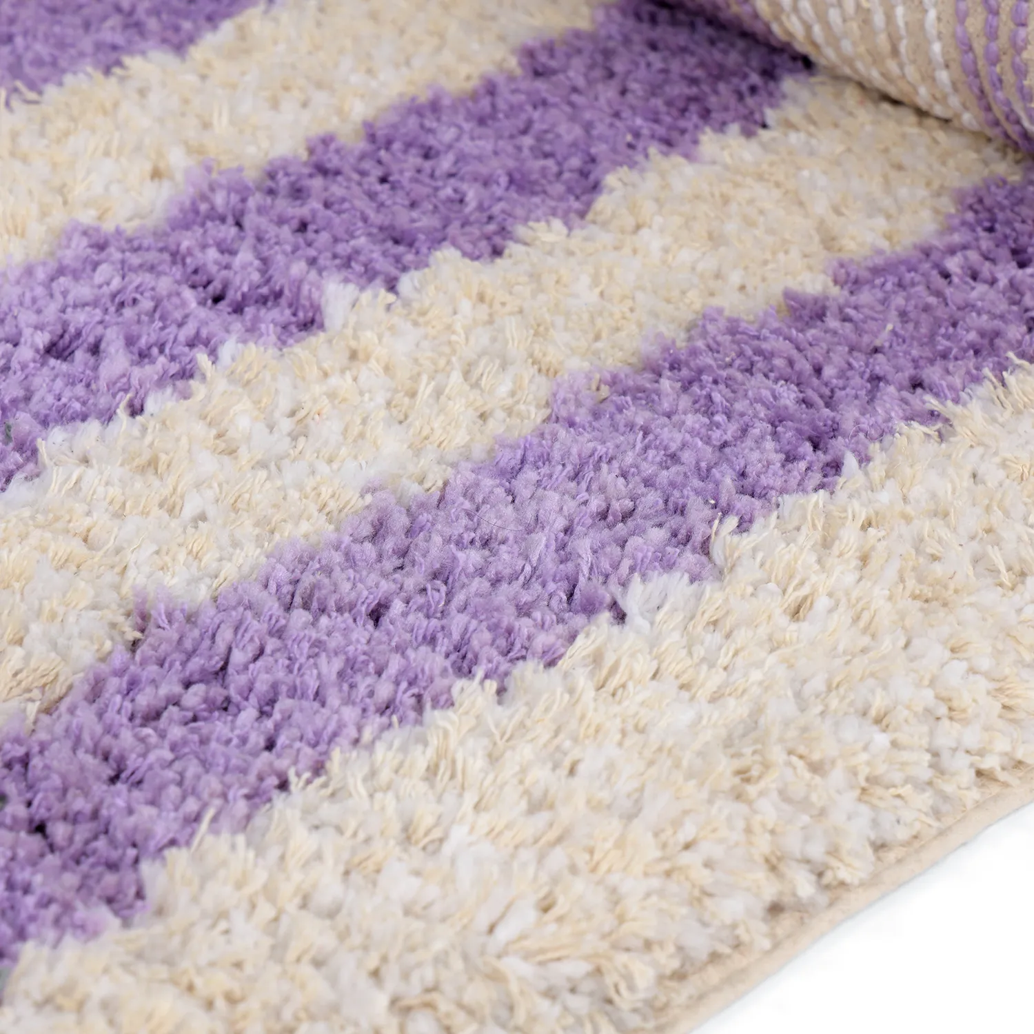 Shaggy koberce - Thira Stripe Cotton Shaggy (krém/světle fialová)