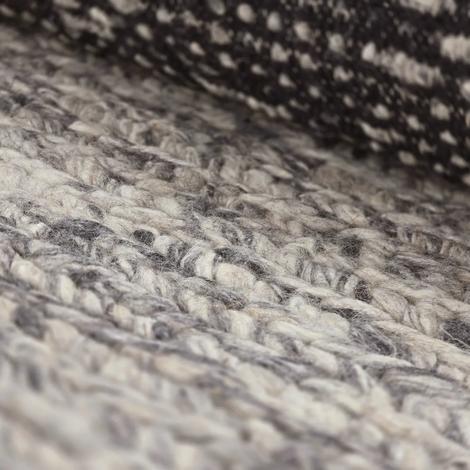 Vlněný koberec - Talvia Braided Wool (tmavě šedá)