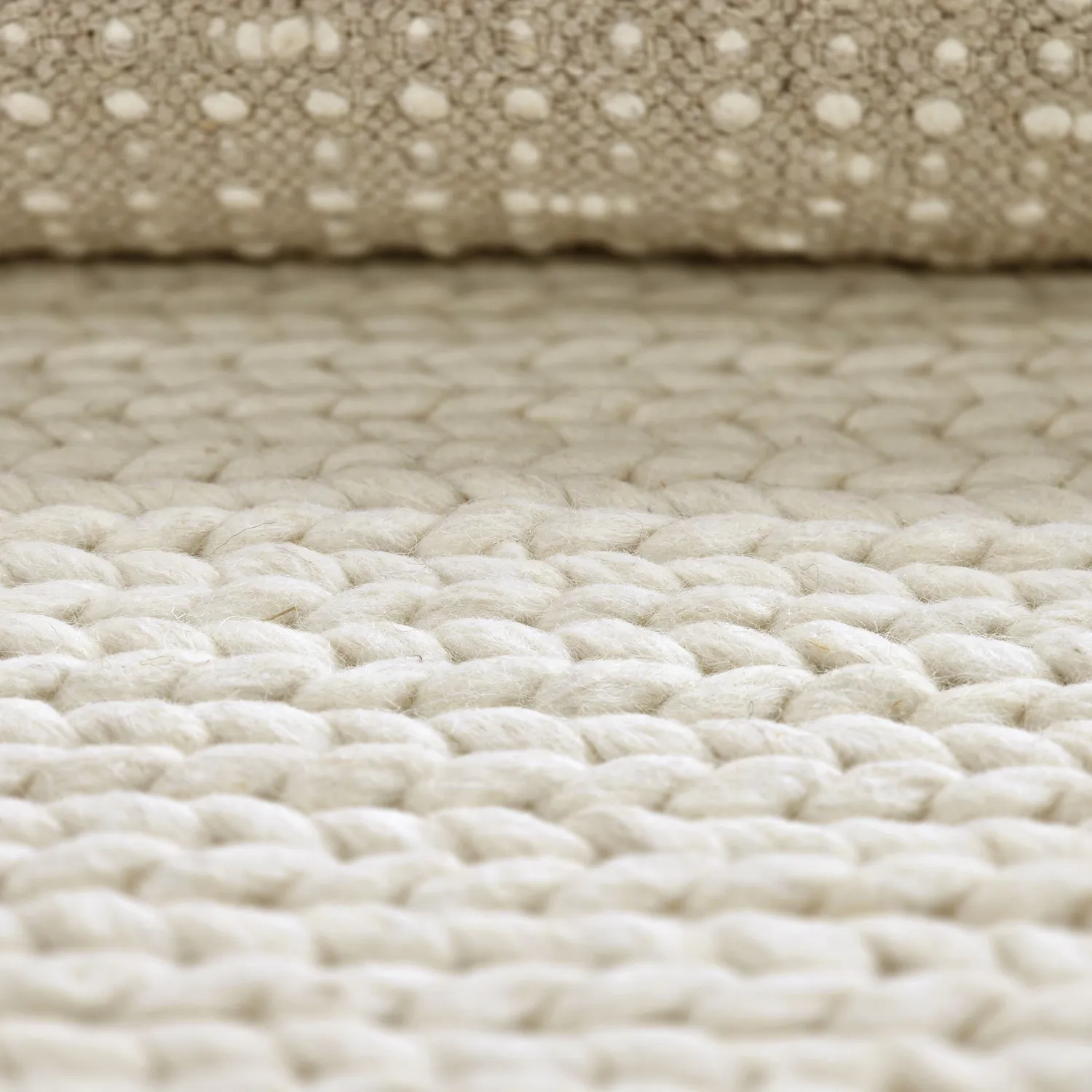 Vlněný koberec - Talvia Braided Wool (špinavě bílá)
