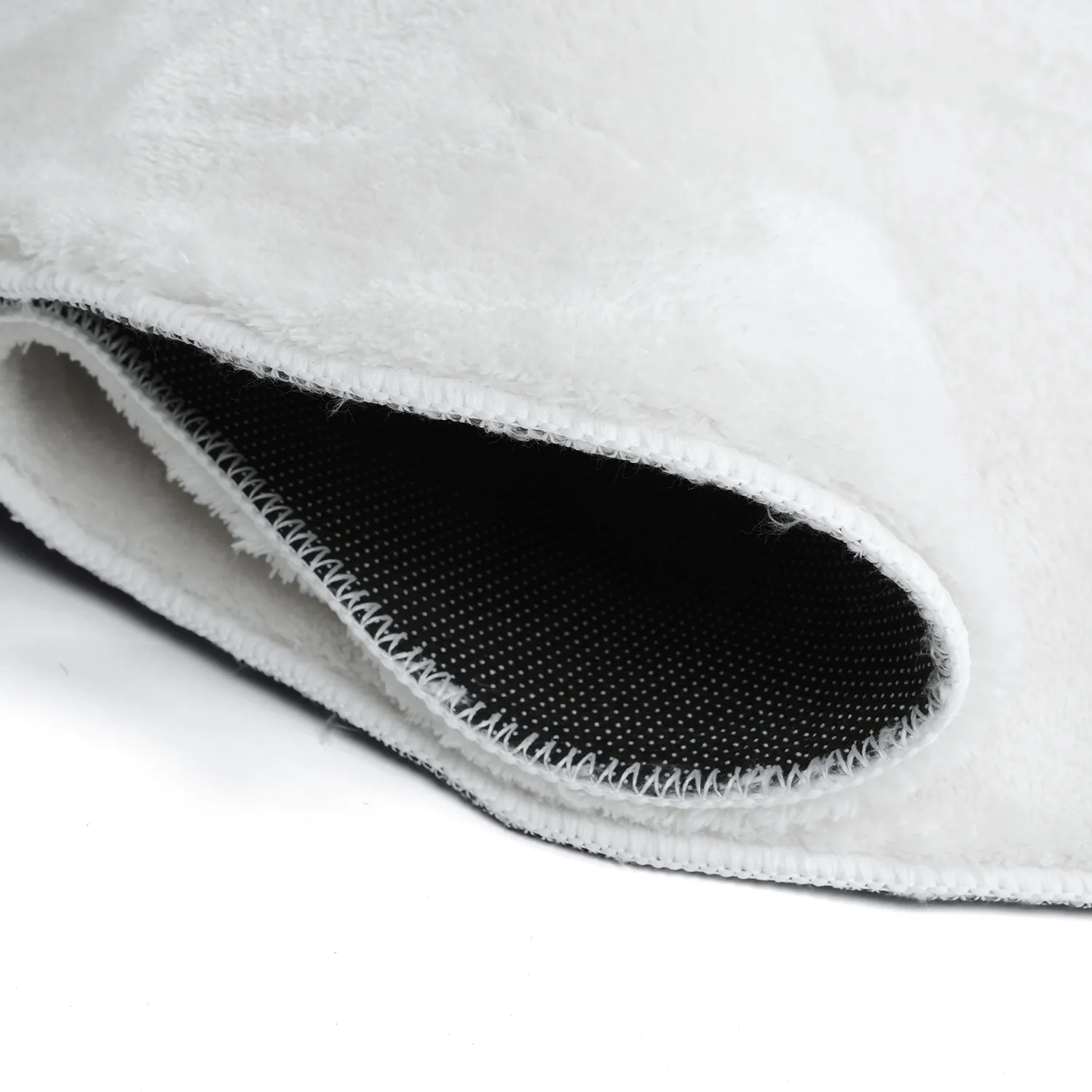 Vlnitý Běhoun - Aranga Super Soft Fur (bílý)