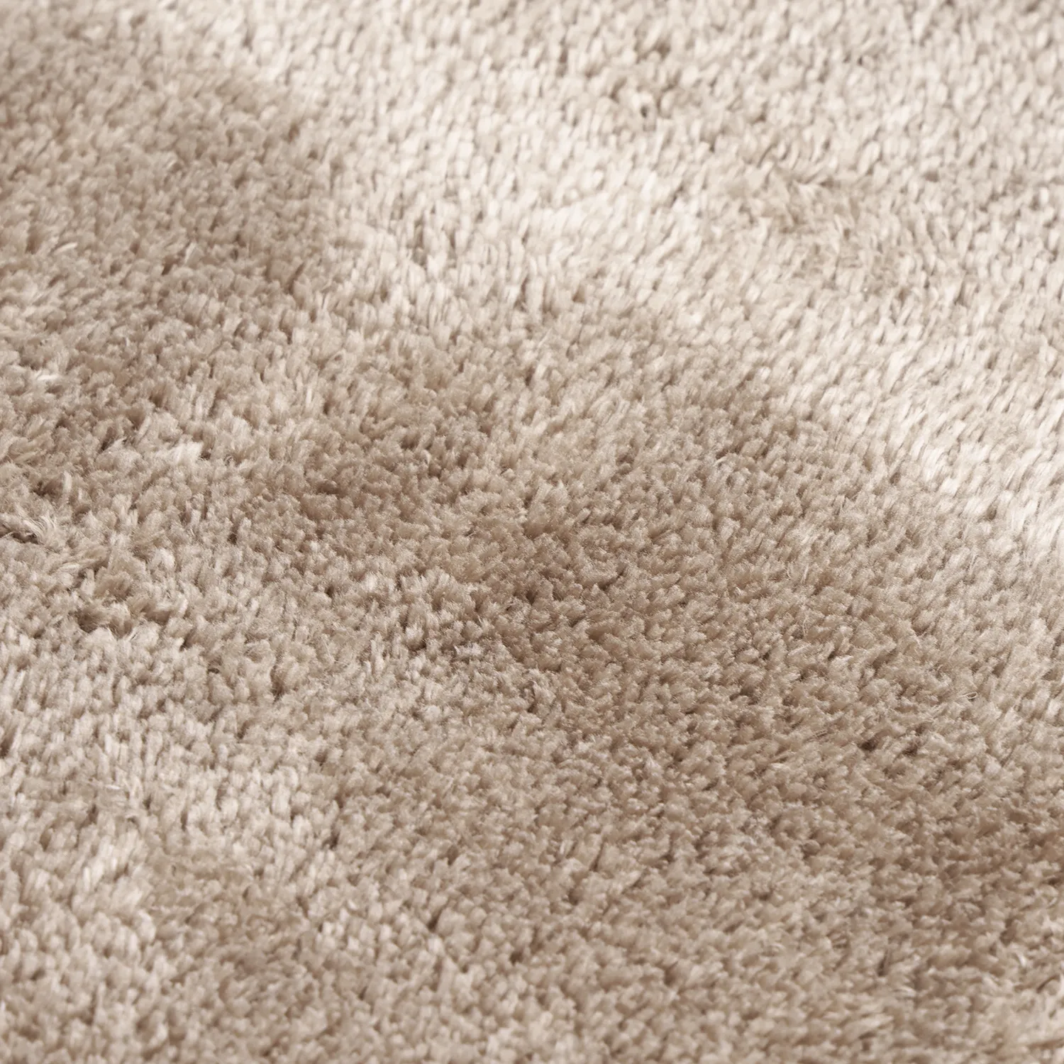 Vlnitý Běhoun - Aranga Super Soft Fur (hnědý)