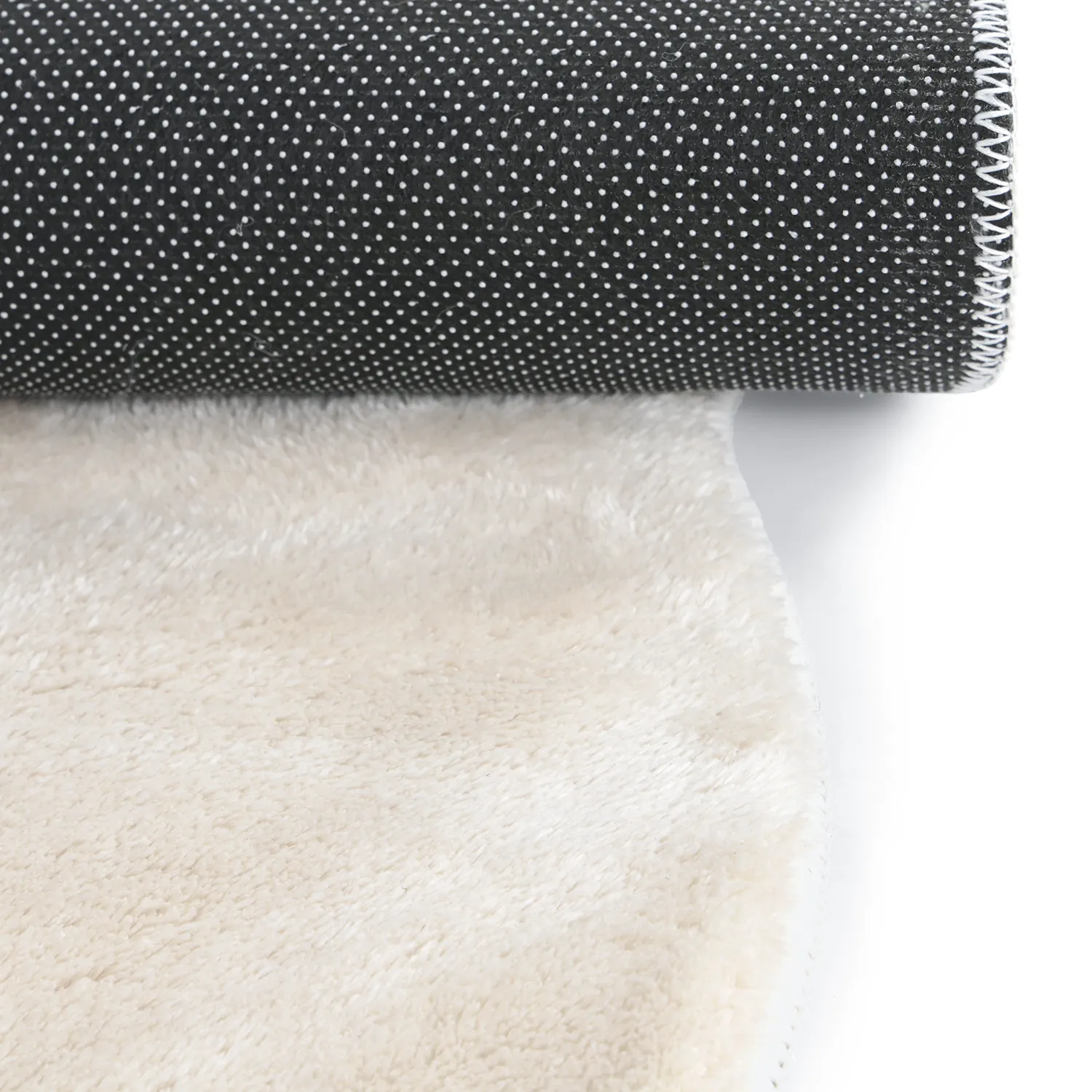 Kulatý Vlnitý Koberec - Aranga Super Soft Fur (béžový)