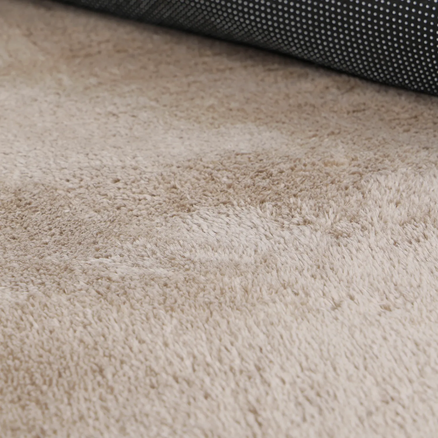 Kulatý Vlnitý Koberec - Aranga Super Soft Fur (hnědý)