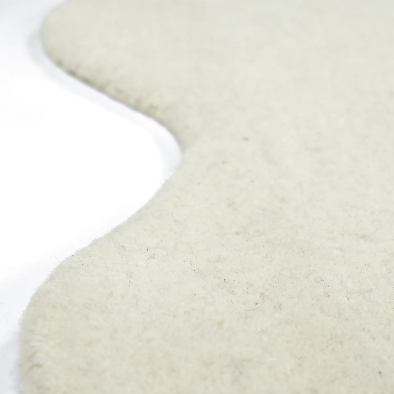 Vlnitý vlnený koberec - Diu Hand Tufted Wool Premium (bílý)